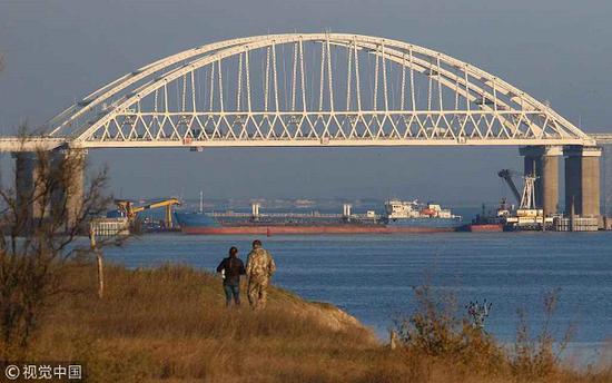 乌向俄放狠话:捍卫刻赤海峡“主权”是我们的责任