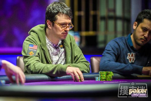 超级豪客碗Day2：钱圈诞生，Isaac Haxton领跑