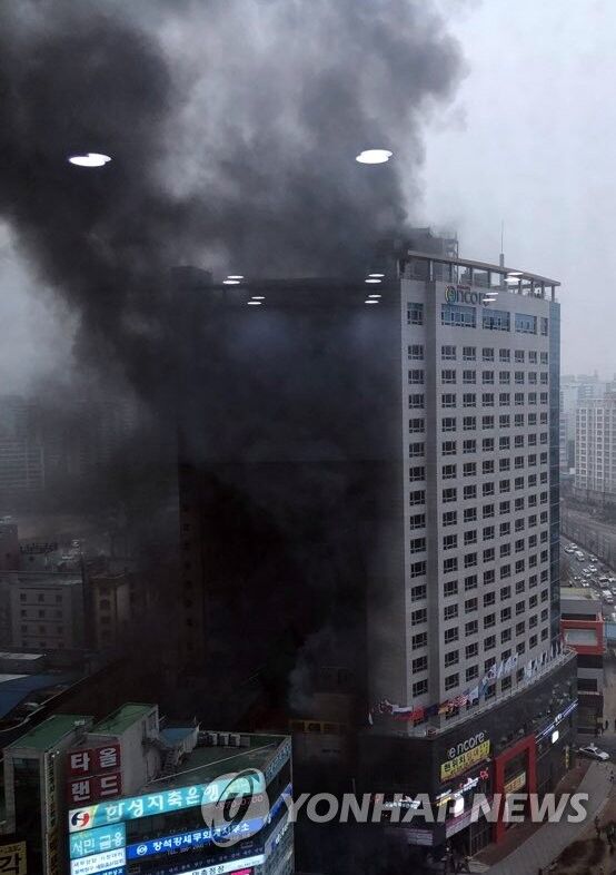 韩国一酒店发生火灾 致1人死亡19人受伤(图)