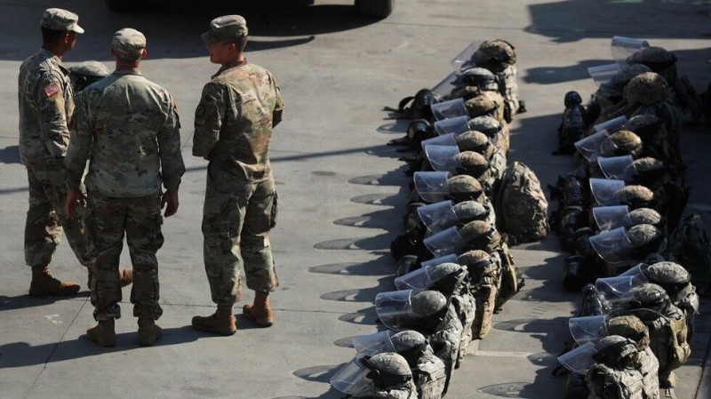 “大篷车”又来 美国防部再派几千士兵赴美墨边境