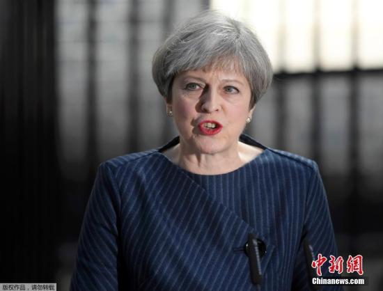 脱欧协议在英议会遇惨败:首相面临逼宫欧盟表遗憾