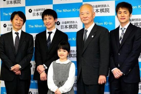 9岁日本小学女生将成史上最年轻职业棋手