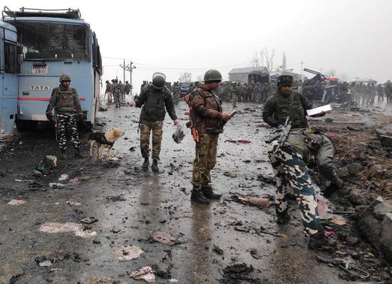 印部队在克什米尔遇袭致45死 巴外长：愿联手调查