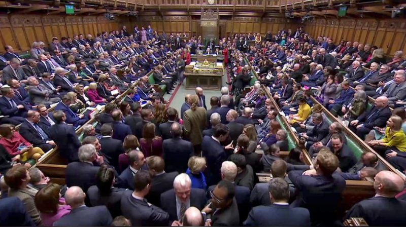 英国脱欧协议草案以149票之差在下议院被否决
