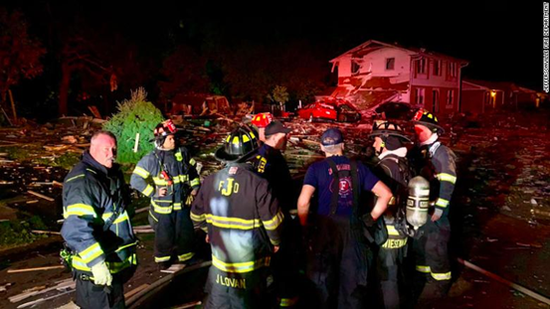 美国印第安纳州一民宅爆炸 造成1人死亡2人受伤