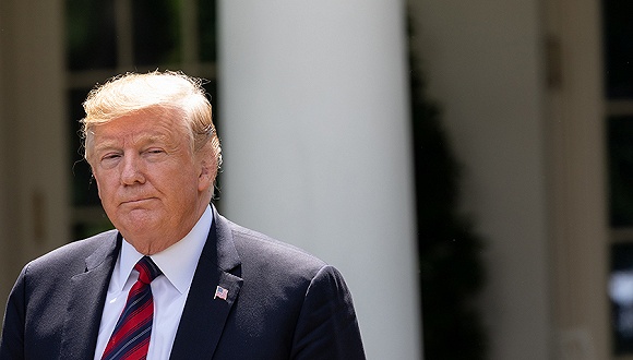 美国政府推迟驱逐两千移民家庭 佩洛西：欢迎