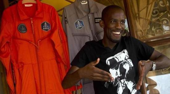 太空之旅未成行 非洲首位准宇航员因车祸去世