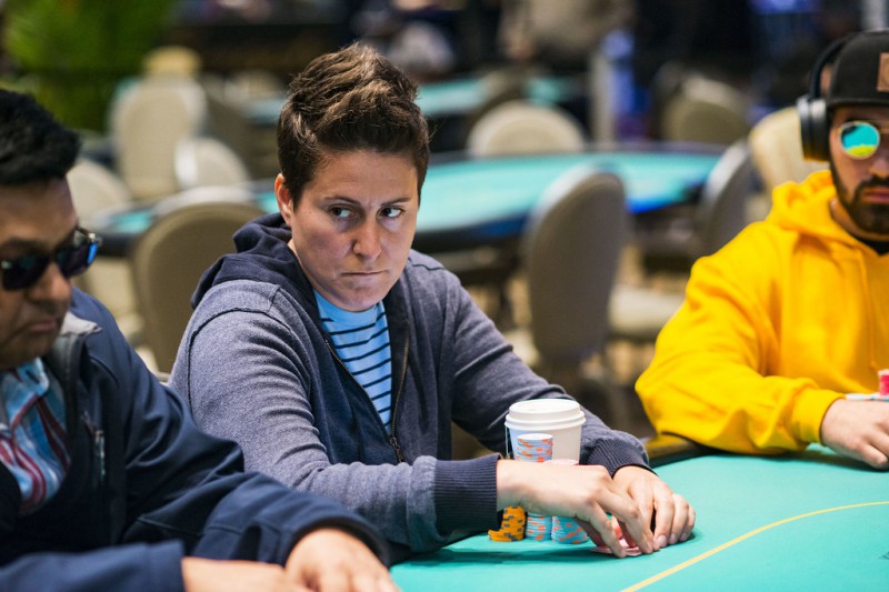 WPT百家塔蜗牛棋牌公开赛：24强诞生，Vanessa Selbst稳居上游