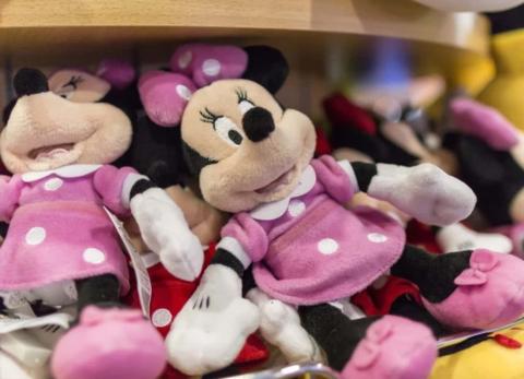 【蜗牛棋牌】美国女子上演