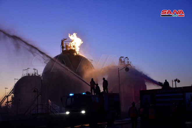 【蜗牛棋牌】叙利亚中部多处石油天然气设施遭袭击起火