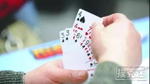 德州扑克半诈唬技巧的优势，这么打就对了！