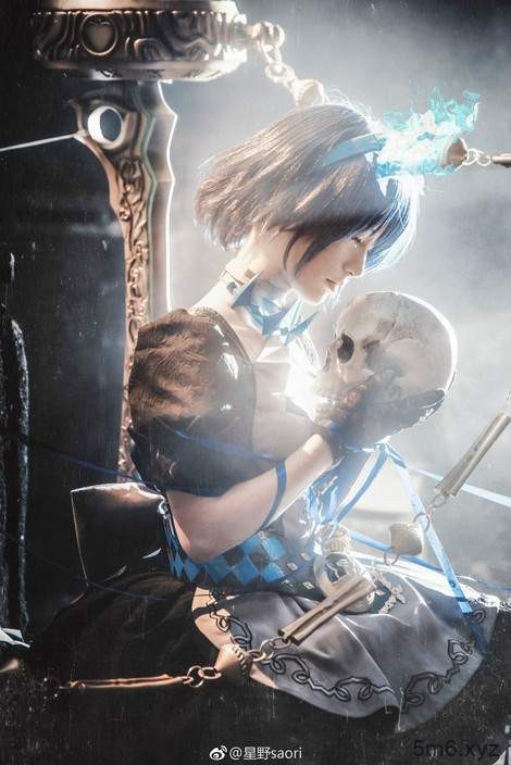 【蜗牛棋牌】星野Saori大尺度COSPLAY《碧蓝航线》爱宕 性感泳装美女高度还原角色