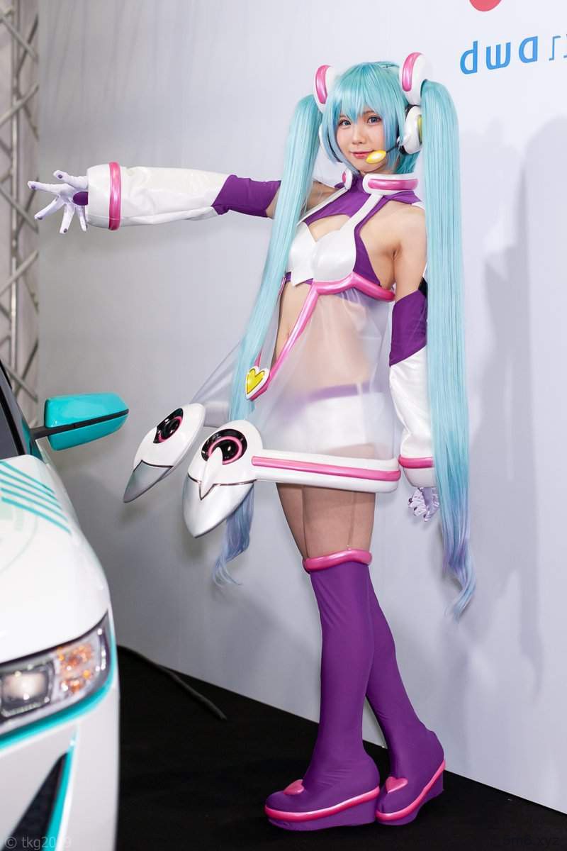 えなこ角色扮演初音形象图高清美照 Cosplay还原初音的可爱