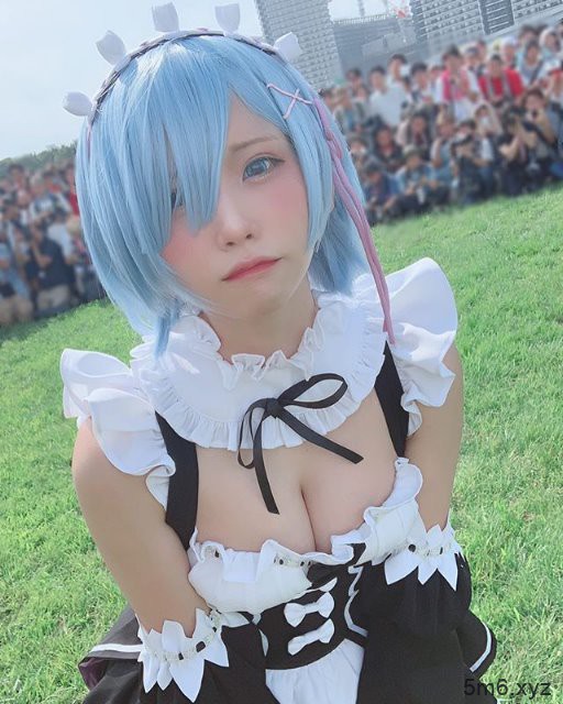 日本美女Coserえなこ Enako与似鸟沙也加合体Cosplay
