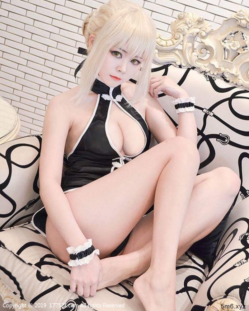 跨次元Cosplayer ArtyHuang性感火辣神还原动漫角色