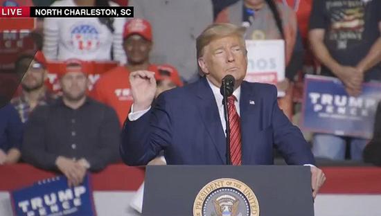 遭民主党质疑疫情应对迟缓，特朗普回应：新骗局