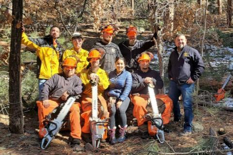 【蜗牛棋牌】囚徒变老板 美国出狱者用坐牢时所学知识创办公司