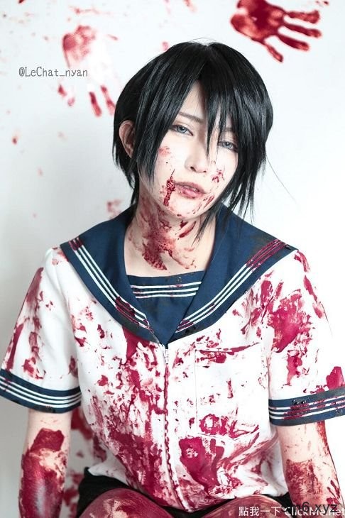 【蜗牛棋牌】欧派跟胖次都来了 空灵少女るしゃ转型成露出系coser!