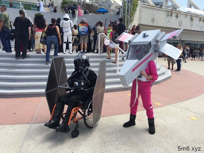 【蜗牛棋牌】35张专业到跟本尊几乎看不出差别的超猛Cosplay动漫展照片!