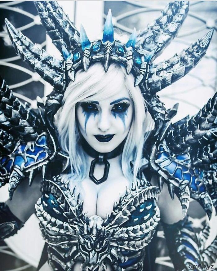 【蜗牛棋牌】35张专业到跟本尊几乎看不出差别的超猛Cosplay动漫展照片!