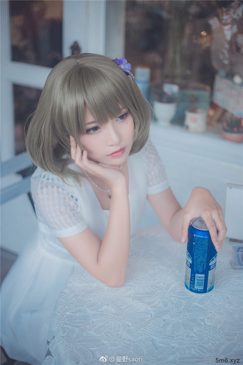 【蜗牛棋牌】星野Saori大尺度COSPLAY《碧蓝航线》爱宕 性感泳装美女高度还原角色