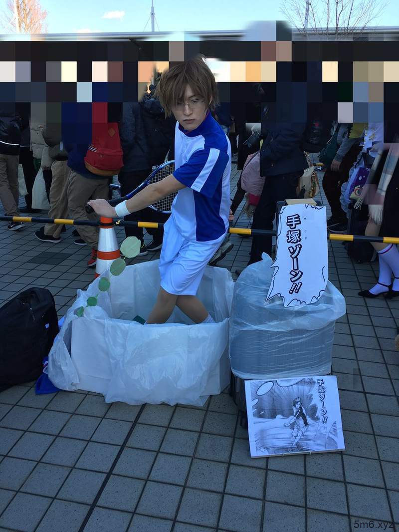 2018日本同人展Coser实力扮演角色 场外男性版Cosplay欣赏