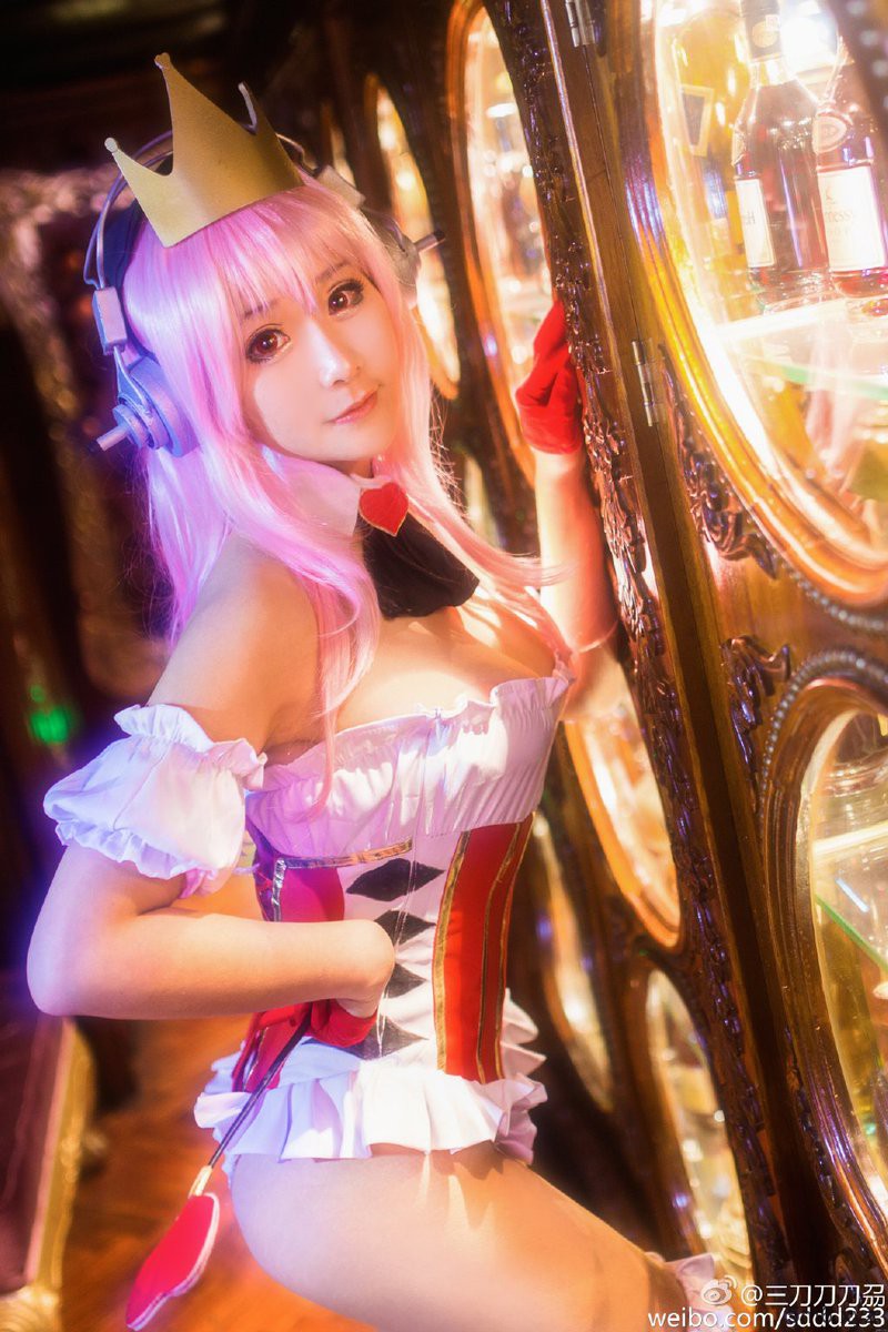 Miido三刀刀性感身材逆天 巨乳Coser经典角色欣赏