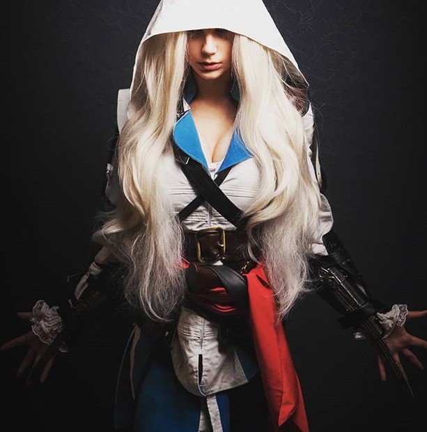 【蜗牛棋牌】霸气御姐cos《赛博朋友可2077》女主角 造型逼真炫酷十足