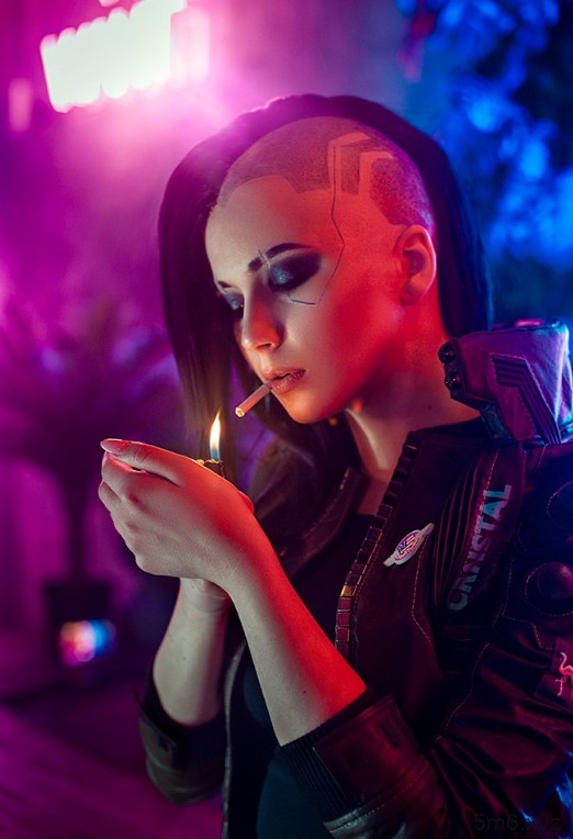 【蜗牛棋牌】霸气御姐cos《赛博朋友可2077》女主角 造型逼真炫酷十足