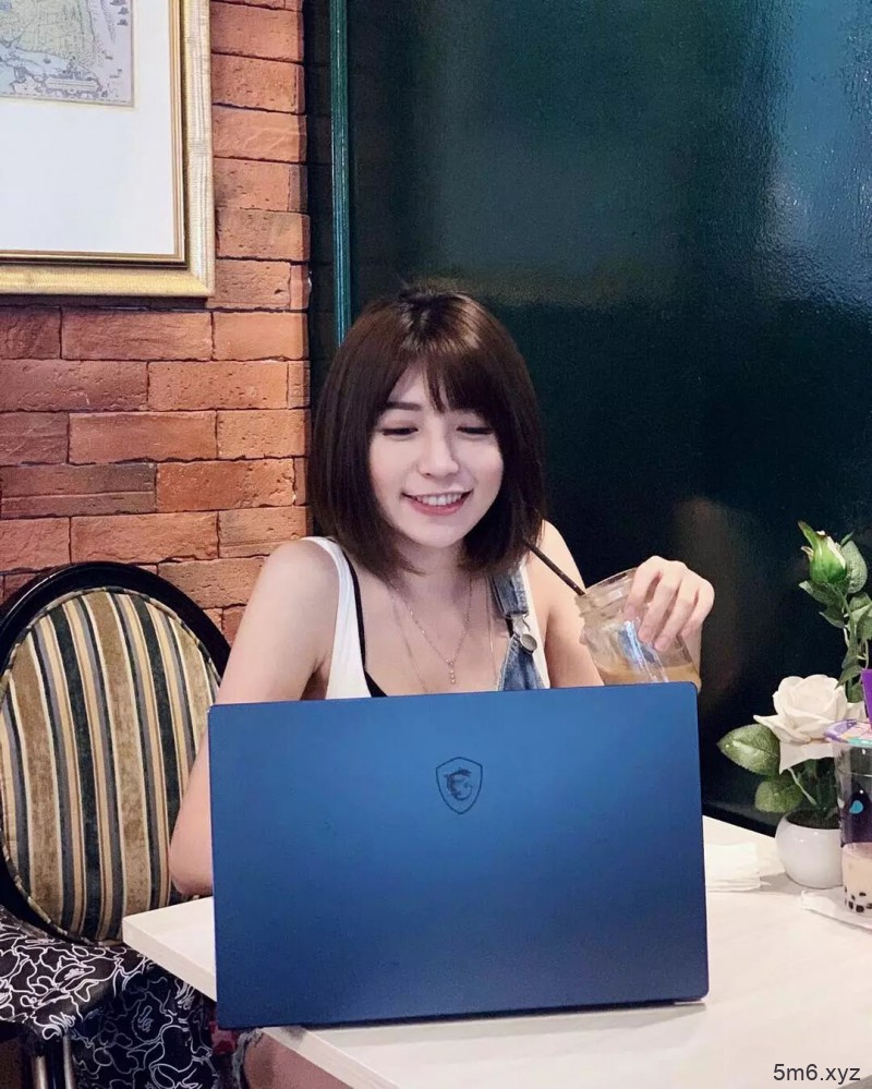 像黄洁琪这样的C级身材，真的顶不住呢！