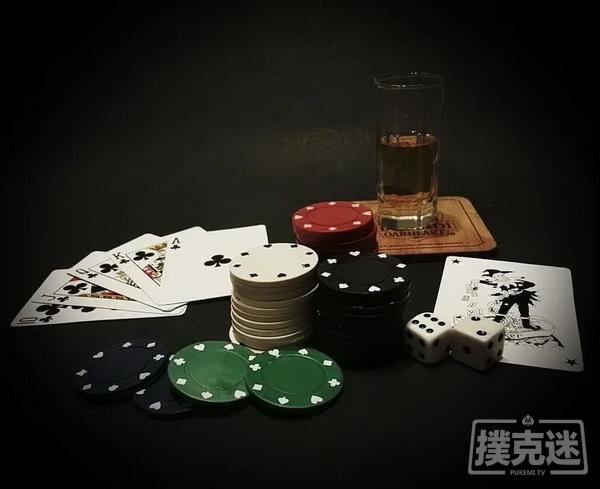 单色翻牌面，避免情绪化下注的急救指南