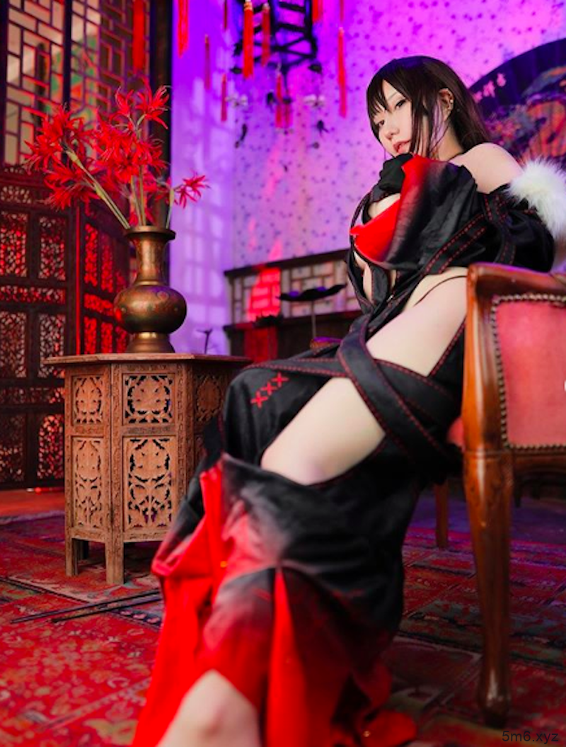 日本coser樱花妹saku 角色扮演大秀蜜桃臀与豪乳