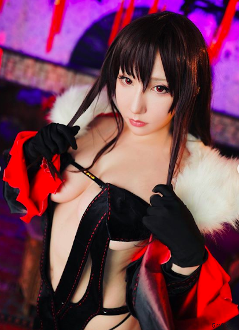 日本coser樱花妹saku 角色扮演大秀蜜桃臀与豪乳