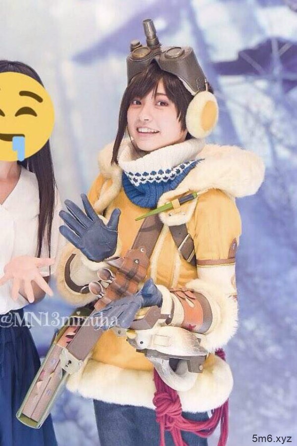 长谷川とわ代言《魔物猎人》AIBO 穿冰狼套装毫无违和
