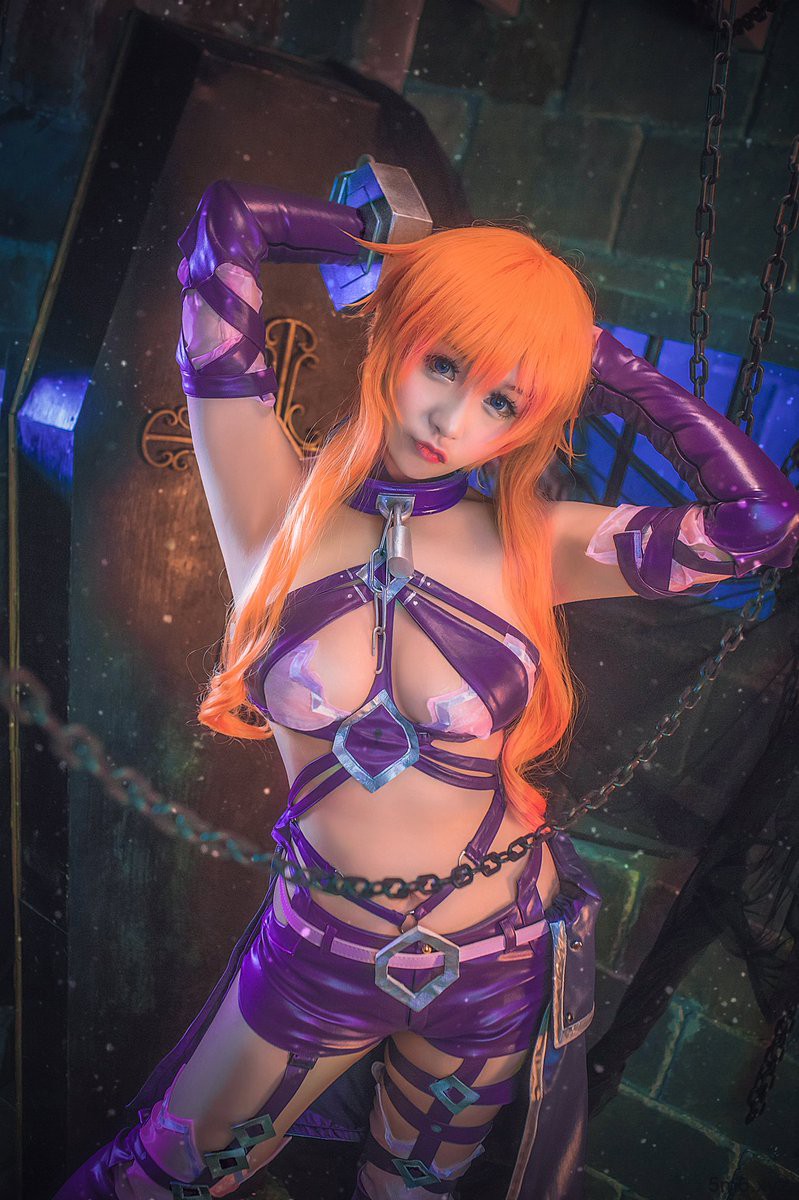 Miido三刀刀性感身材逆天 巨乳Coser经典角色欣赏