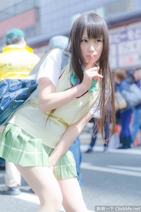 日本豪乳coser「御伽ねこむ」 充满乳量的开胸毛衣太霸气了！