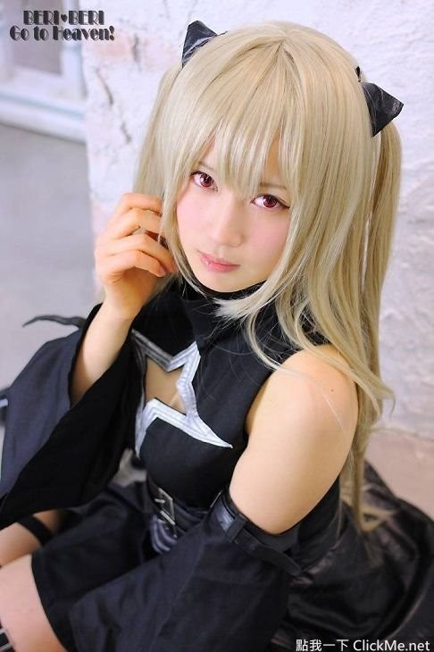 日本豪乳coser「御伽ねこむ」 充满乳量的开胸毛衣太霸气了！