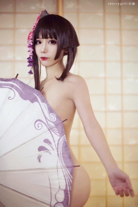 Cherrygirl小鹿为了出名cos裸体 阴阳师神乐