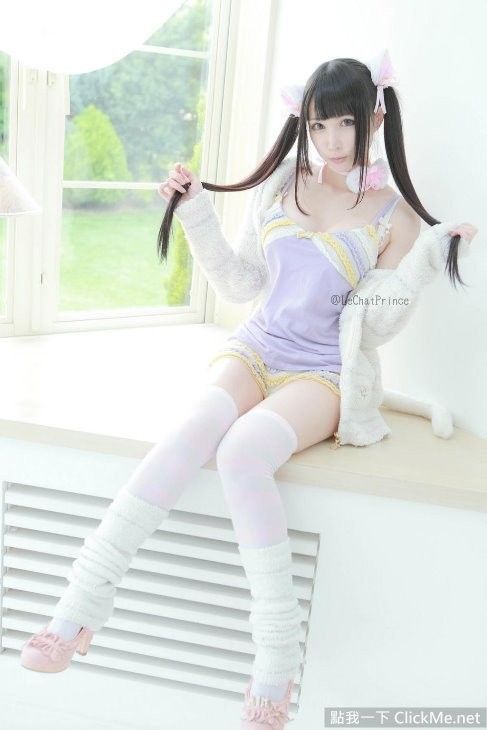 【蜗牛棋牌】欧派跟胖次都来了 空灵少女るしゃ转型成露出系coser!