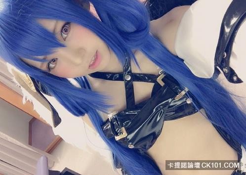 日本神级美女Coser尺度无下限引宅男疯狂 旧照却让人不忍直视