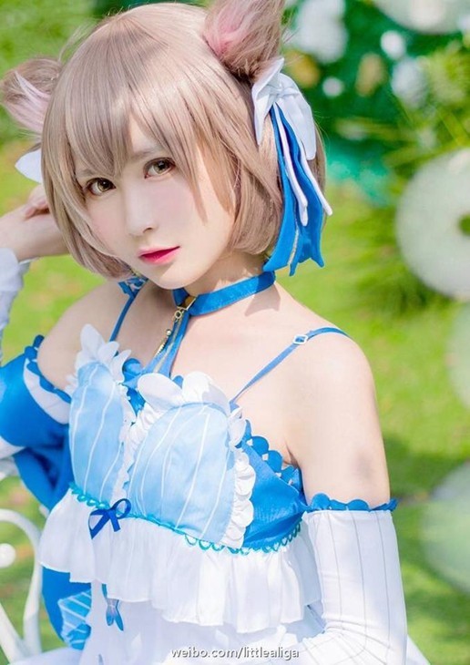 【蜗牛棋牌】突破次元之壁的coser「矮乐多Aliga」超还原的表情引关注