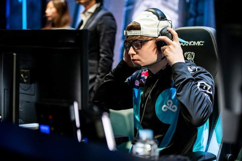 电竞选手Cosplay斯托尔福 被LoL耽误的伪娘性感大长腿逆天了