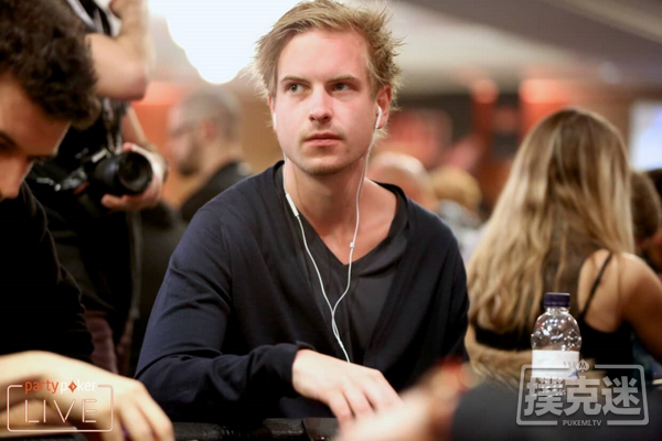 【蜗牛棋牌】“耸人听闻”瑞典人Viktor Blom主导在线超级豪客碗