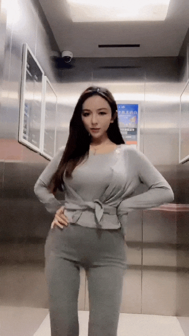 【蜗牛棋牌】我得找找我的书,如何让富婆3天爱上我