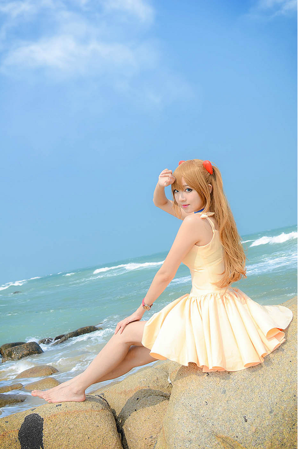 【蜗牛棋牌】堪称极品的cospaly 穿什么像什么还原度爆表