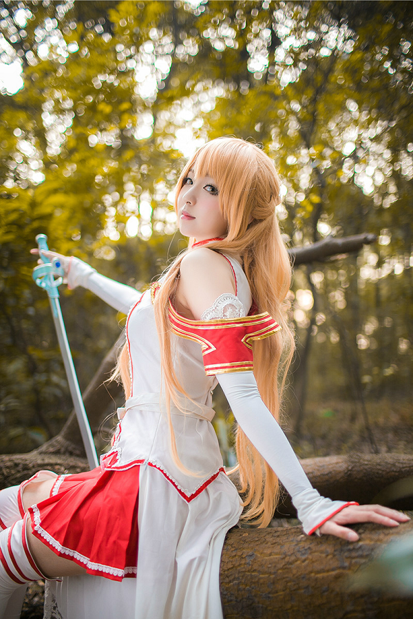 【蜗牛棋牌】堪称极品的cospaly 穿什么像什么还原度爆表