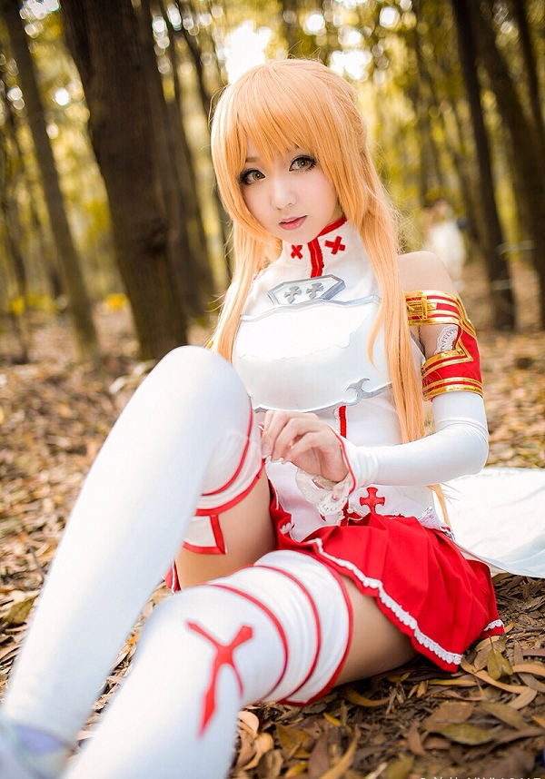 【蜗牛棋牌】堪称极品的cospaly 穿什么像什么还原度爆表