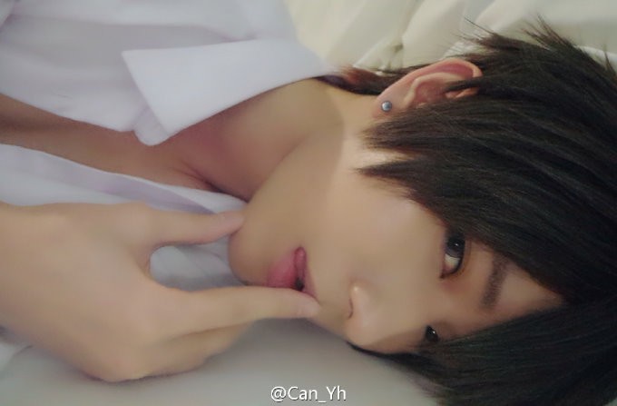 中国超魔性男Coser《Can_Yh》 魅惑脸蛋魔鬼身材婉若天仙下凡～