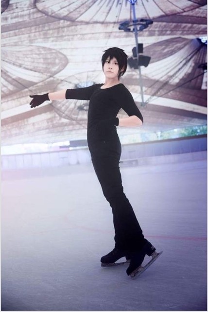 【蜗牛棋牌】帅度破表神还原《勇利onICE》Coser图集 带你一次看个够