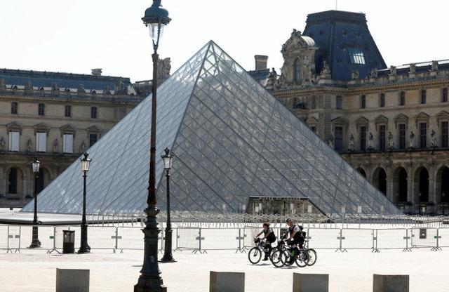 法国卢浮宫重新开放 疫情期间损失超4000万欧元